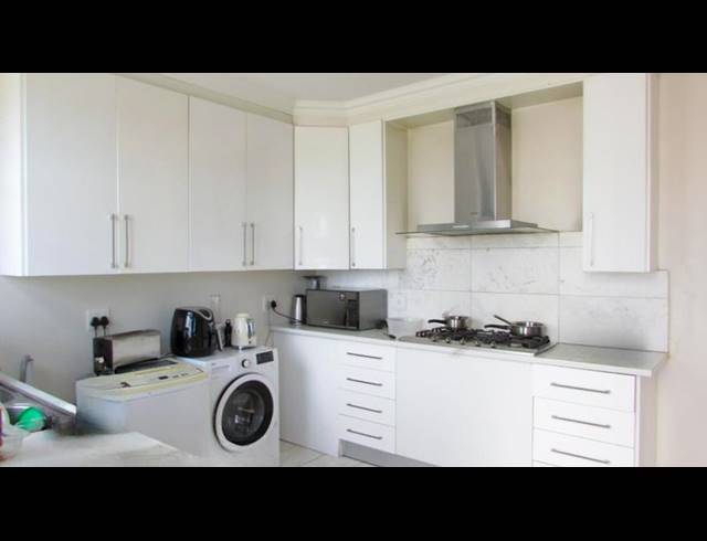 4 BEDROOM HOUSE FOR SALE IN EYE OF AFRICA